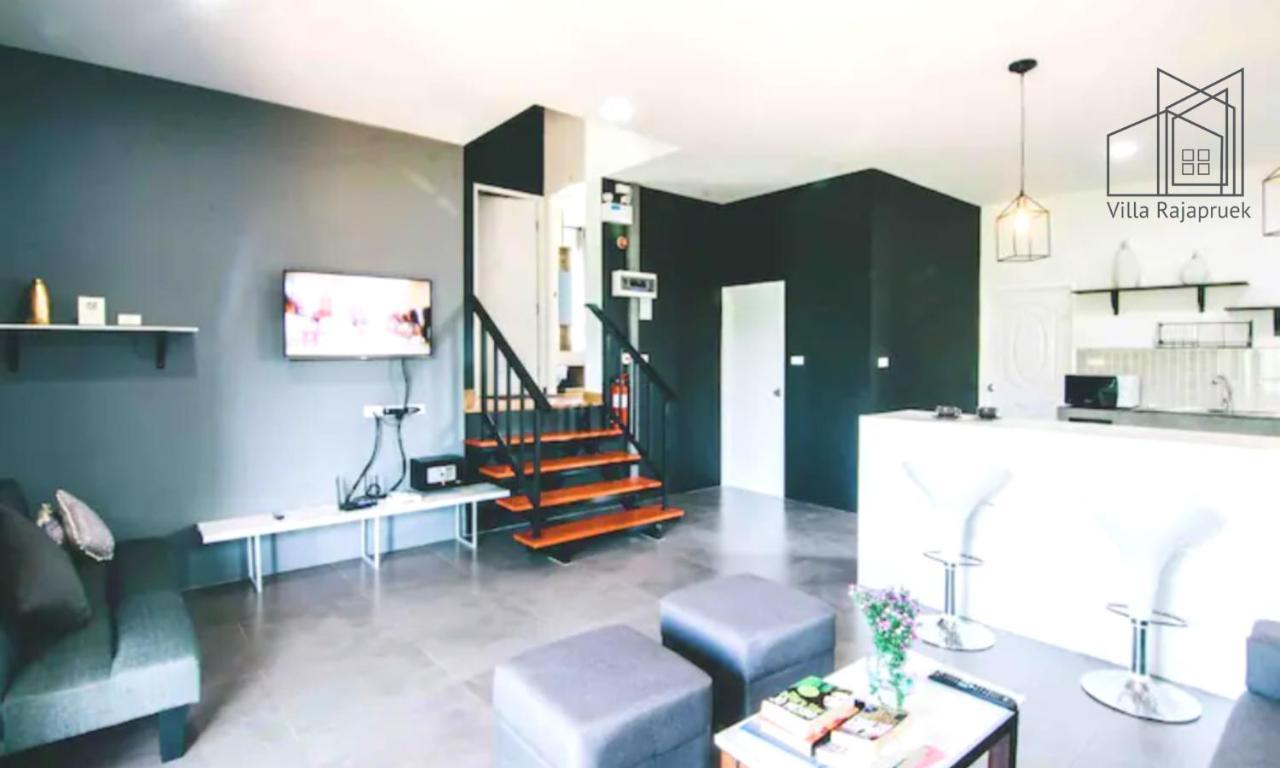 Villa Rajapruek Entire 3 Villas 7 Bedrooms Near Airport Chiang Mai Buitenkant foto